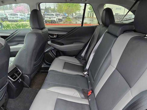 Used 2024 Subaru Outback Onyx Edition AWD/4WD image 16