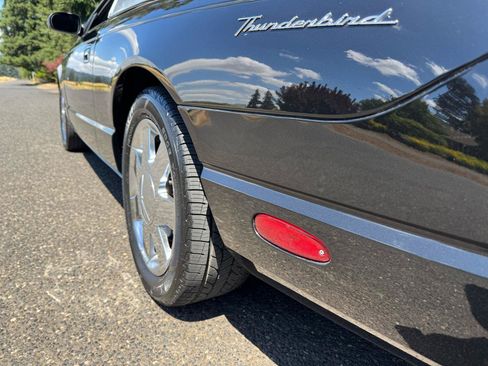 Used 2002 Ford Thunderbird RWD image 30