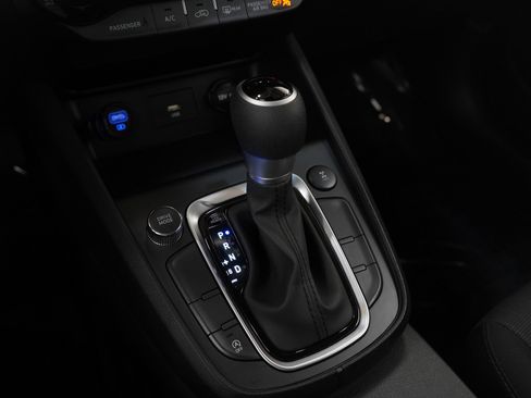 Used 2023 Hyundai Kona SEL image 23