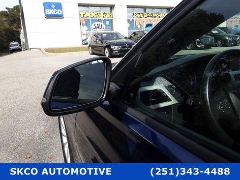 Used 2018 BMW 320i Sedan image 10