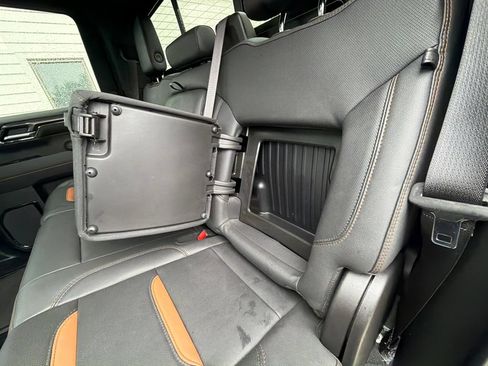 Used 2023 GMC Sierra 1500 AT4 w/ AT4 Premium Package AWD/4WD image 37