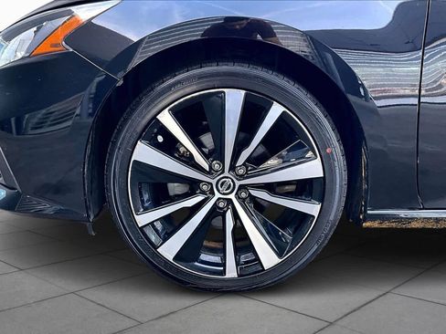 Used 2021 Nissan Altima 2.5 SR image 10