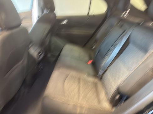 Used 2019 Chevrolet Equinox LT FWD image 29