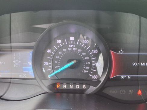 Used 2019 Ford Edge SEL w/ Equipment Group 201A FWD image 12