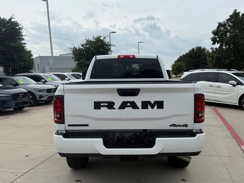 Used 2025 RAM 2500 Big Horn AWD/4WD image 6