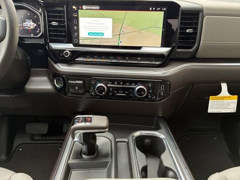 New 2026 GMC Sierra 1500 SLT w/ SLT Premium Plus Package image 11