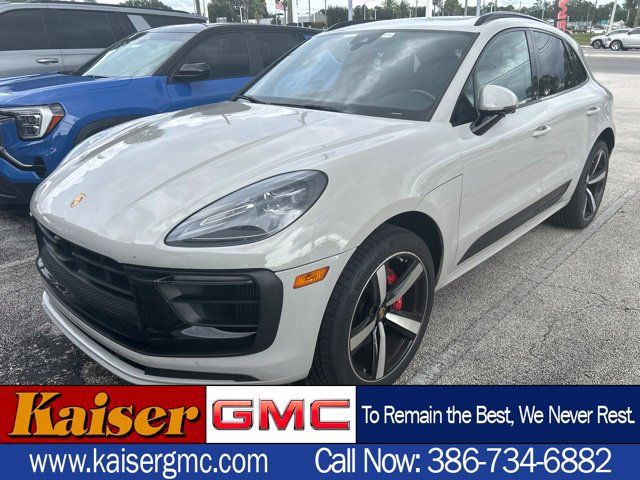 Used 2024 Porsche Macan S AWD/4WD image 1