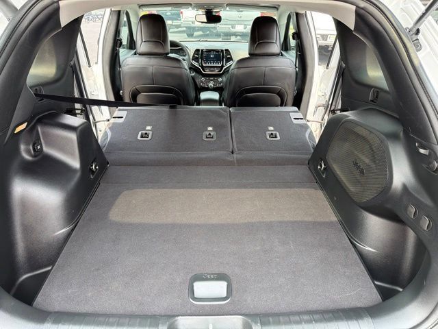 Used 2022 Jeep Cherokee Limited AWD/4WD image 30