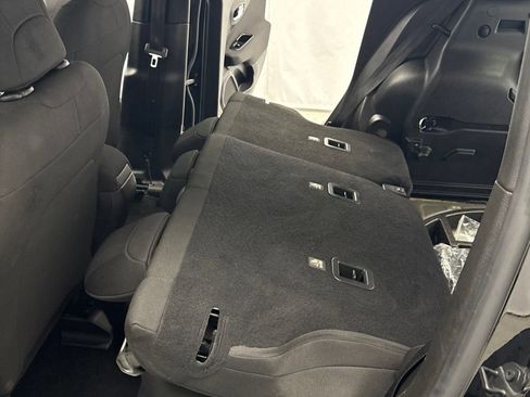 Used 2021 Jeep Renegade Sport w/ Sport Appearance Group AWD/4WD image 30