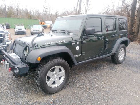 Used 2011 Jeep Wrangler Unlimited Rubicon w/ Dual Top Group image 6