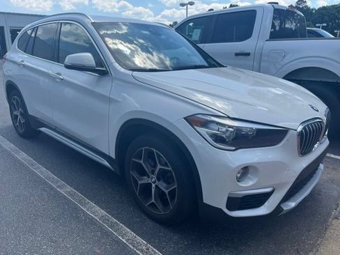 Used 2019 BMW X1 xDrive28i w/ Convenience Package AWD/4WD image 2