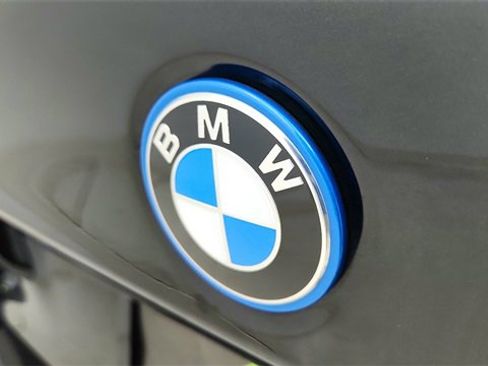 Used 2023 BMW 530e 530e iPerformance w/ M Sport Package image 16