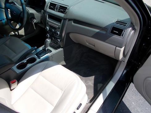 Used 2012 Ford Fusion SEL image 21