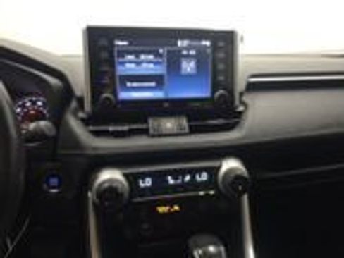 Used 2021 Toyota RAV4 XLE Premium FWD image 11
