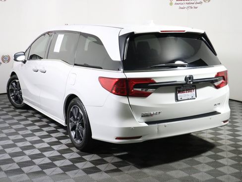 Used 2022 Honda Odyssey Elite image 16