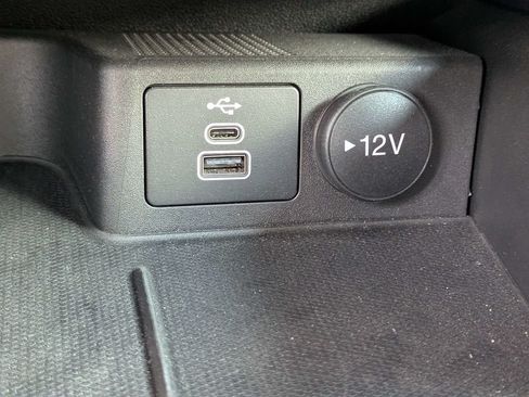 Used 2025 Ford Escape ST-Line w/ Tech Pack #1 FWD image 23