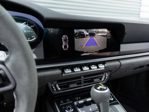 Certified 2024 Porsche 911 GT3 image 16