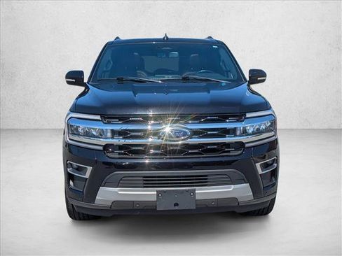 Used 2024 Ford Expedition Limited AWD/4WD image 2
