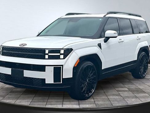 Used 2025 Hyundai Santa Fe Calligraphy FWD image 1