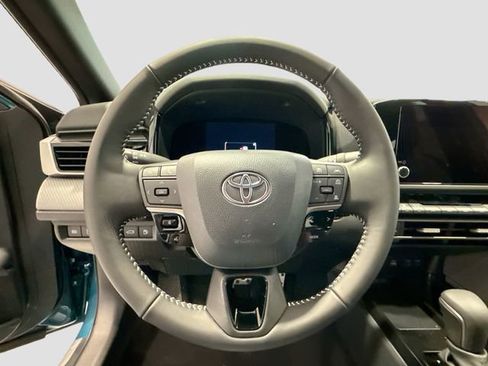 New 2026 Toyota Camry SE image 8