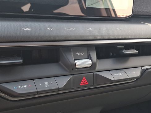 New 2026 Kia EV9 Wind AWD/4WD image 18