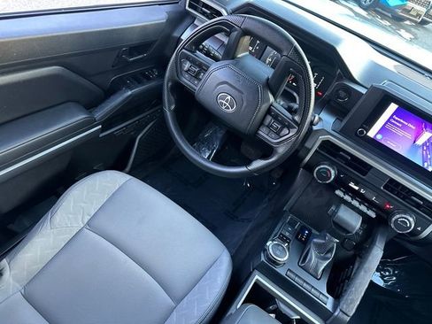 Certified 2025 Toyota Tacoma SR5 image 22