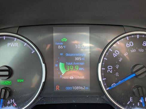 Certified 2021 Toyota RAV4 XLE Premium AWD/4WD image 23