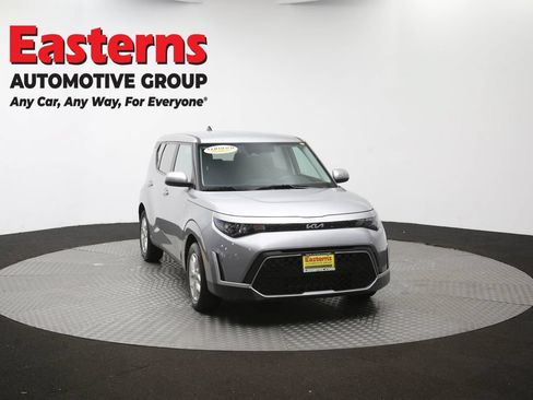 Used 2024 Kia Soul LX w/ Option Group 015 FWD image 50