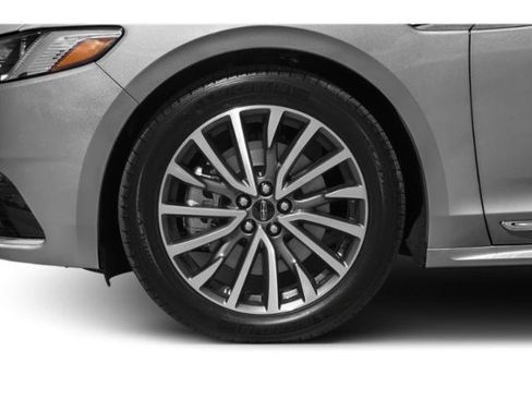 Used 2020 Lincoln Continental w/ Premium Package FWD image 14