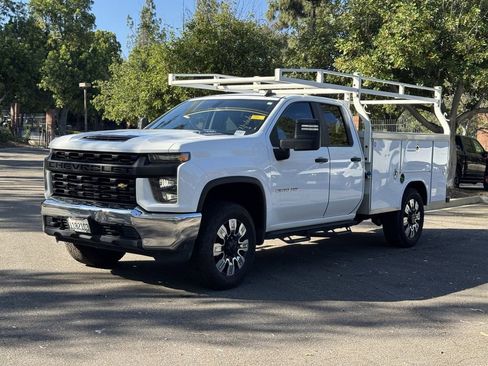 Used 2020 Chevrolet Silverado 2500 W/T w/ WT Convenience Package image 3