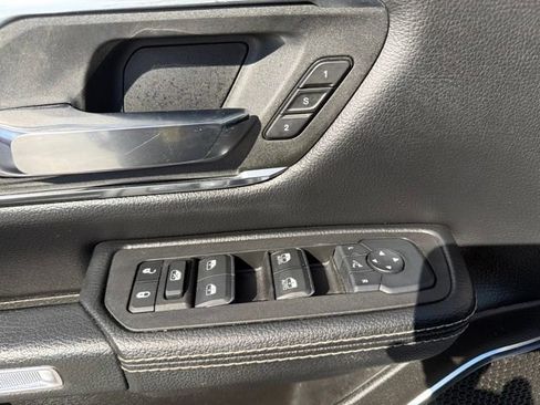 Used 2025 RAM 1500 Laramie w/ Sport Appearance Package AWD/4WD image 25