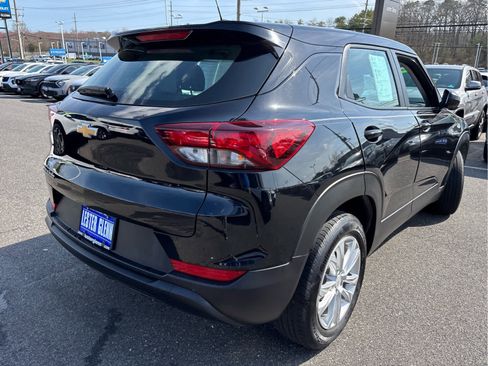 Certified 2023 Chevrolet TrailBlazer LS FWD image 27