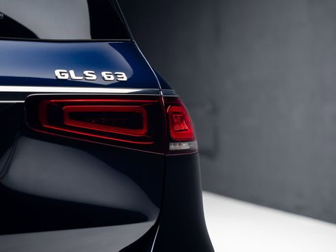 Used 2021 Mercedes-Benz GLS 63 AMG 4MATIC image 29