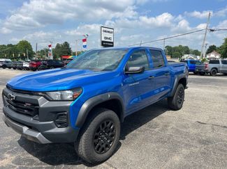 Used 2023 Chevrolet Colorado Trail Boss w/ Advanced Trailering Package AWD/4WD video 1