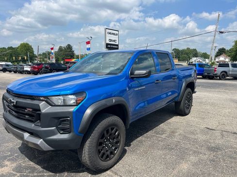 Used 2023 Chevrolet Colorado Trail Boss w/ Advanced Trailering Package AWD/4WD image 1