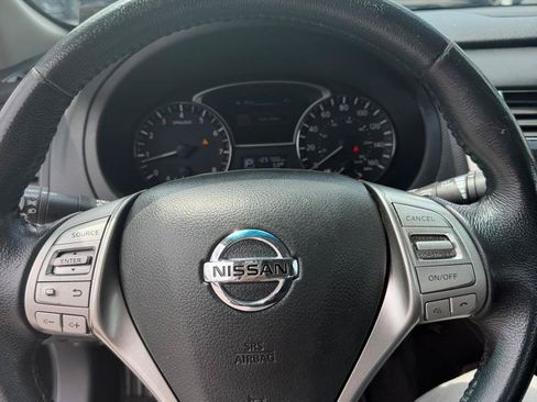Used 2013 Nissan Altima 2.5 SV w/ 2.5SV Convenience Pkg FWD image 12