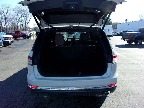 Used 2025 Lincoln Aviator Reserve w/ Equipment Group 201A AWD/4WD image 13