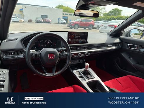 Used 2023 Honda Civic Type R image 8