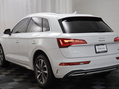 Used 2021 Audi Q5 Premium Plus image 15