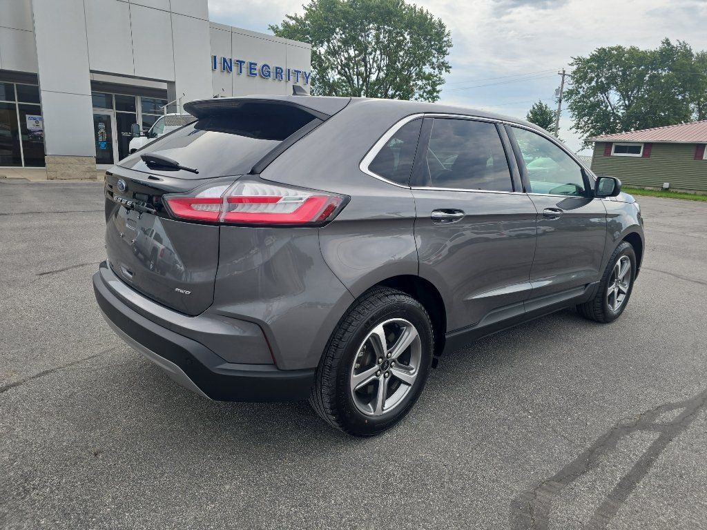 Used 2024 Ford Edge SEL w/ Convenience Package AWD/4WD image 6