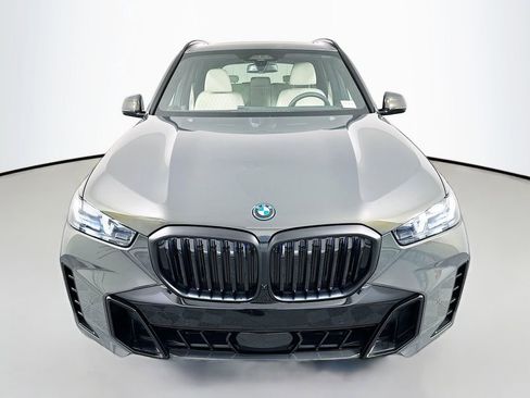 New 2026 BMW X5 xDrive50e w/ Executive Package image 2