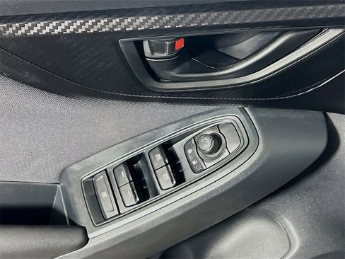 Used 2019 Subaru Crosstrek 2.0i Premium image 17