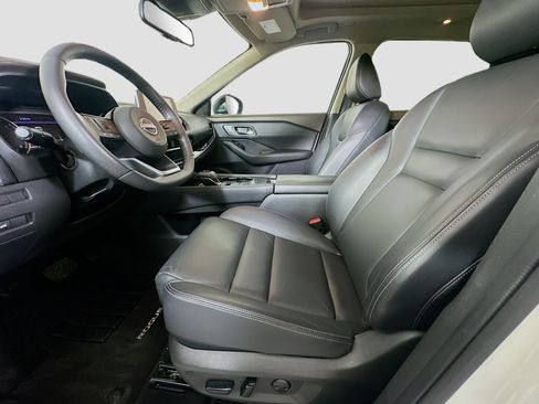 Used 2023 Nissan Rogue SL FWD image 13