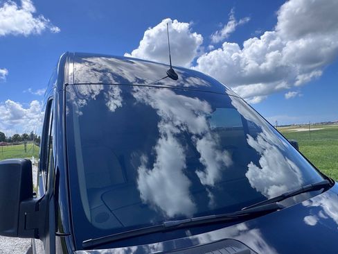 Used 2023 Mercedes-Benz Sprinter 3500 image 19