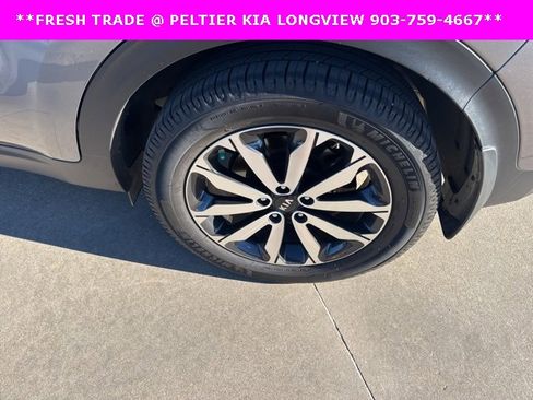Certified 2019 Kia Sportage EX image 12
