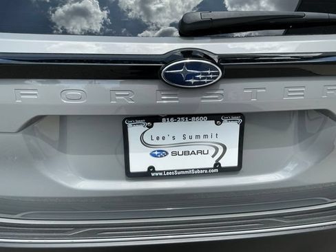 Certified 2025 Subaru Forester Touring AWD/4WD image 4