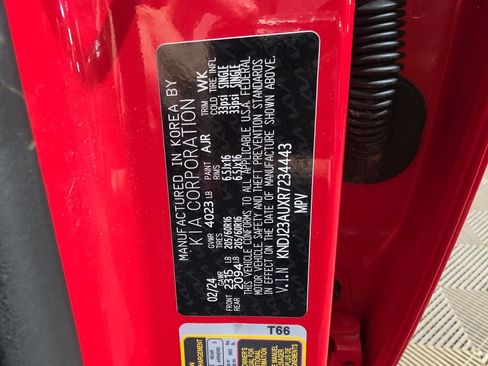 Used 2024 Kia Soul LX w/ Option Group 015 FWD image 25