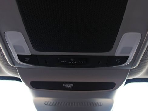 Used 2026 Honda HR-V LX image 19