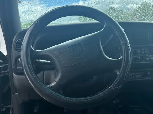 Used 1999 Dodge Dakota Sport image 9