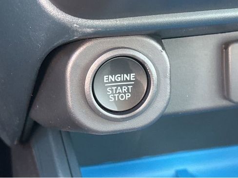 New 2026 Ford Maverick XLT image 25